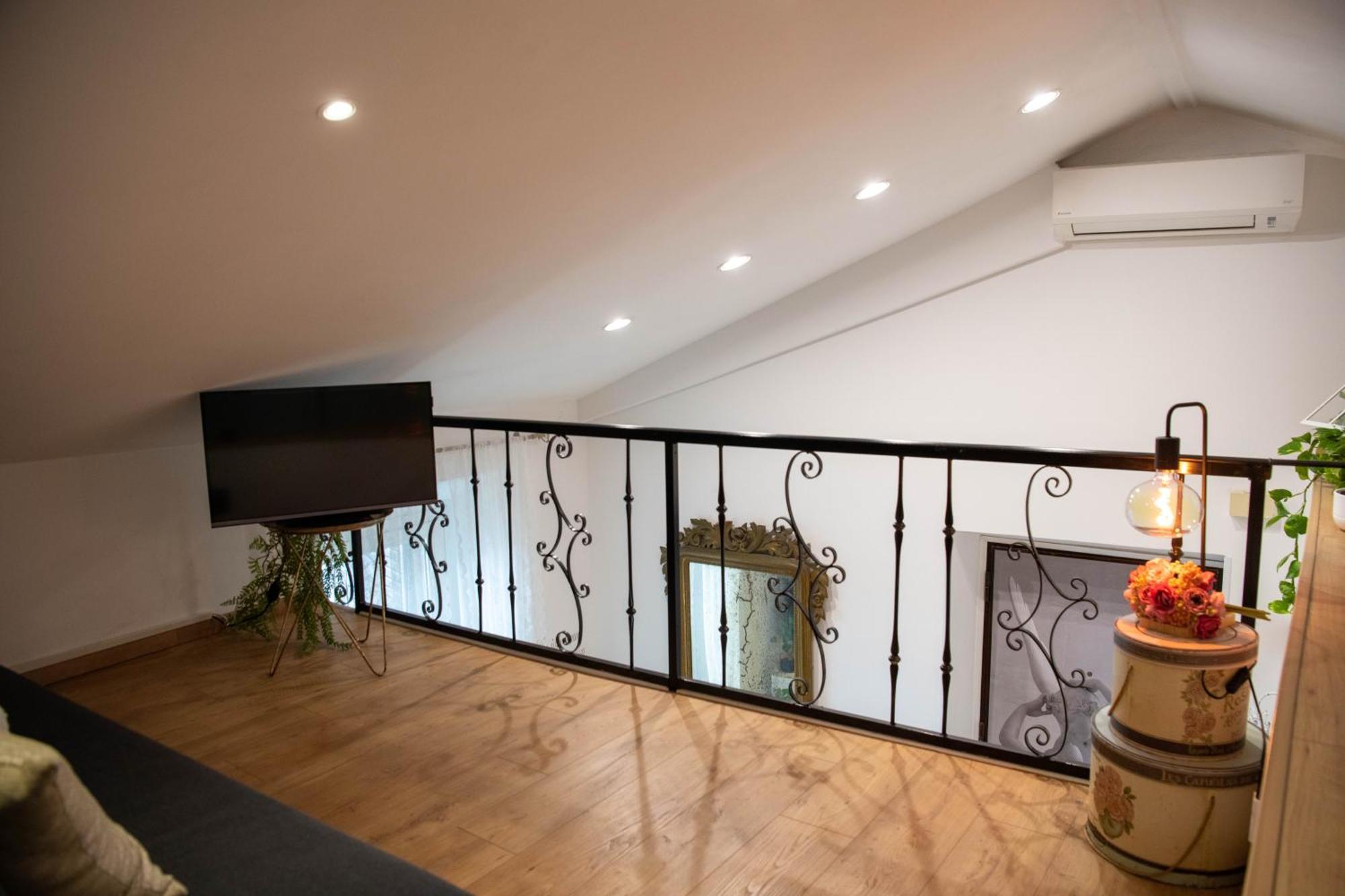 B&B Carpe Diem Vista Lago 冈多菲堡 外观 照片