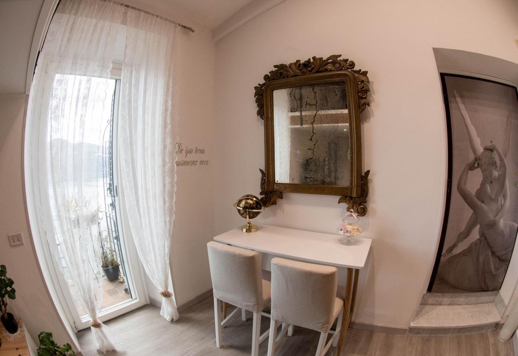 B&B Carpe Diem Vista Lago 冈多菲堡 外观 照片
